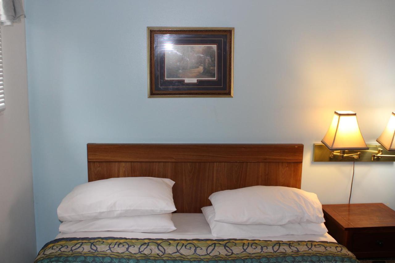 River Road Motel Wisconsin Dells Εξωτερικό φωτογραφία