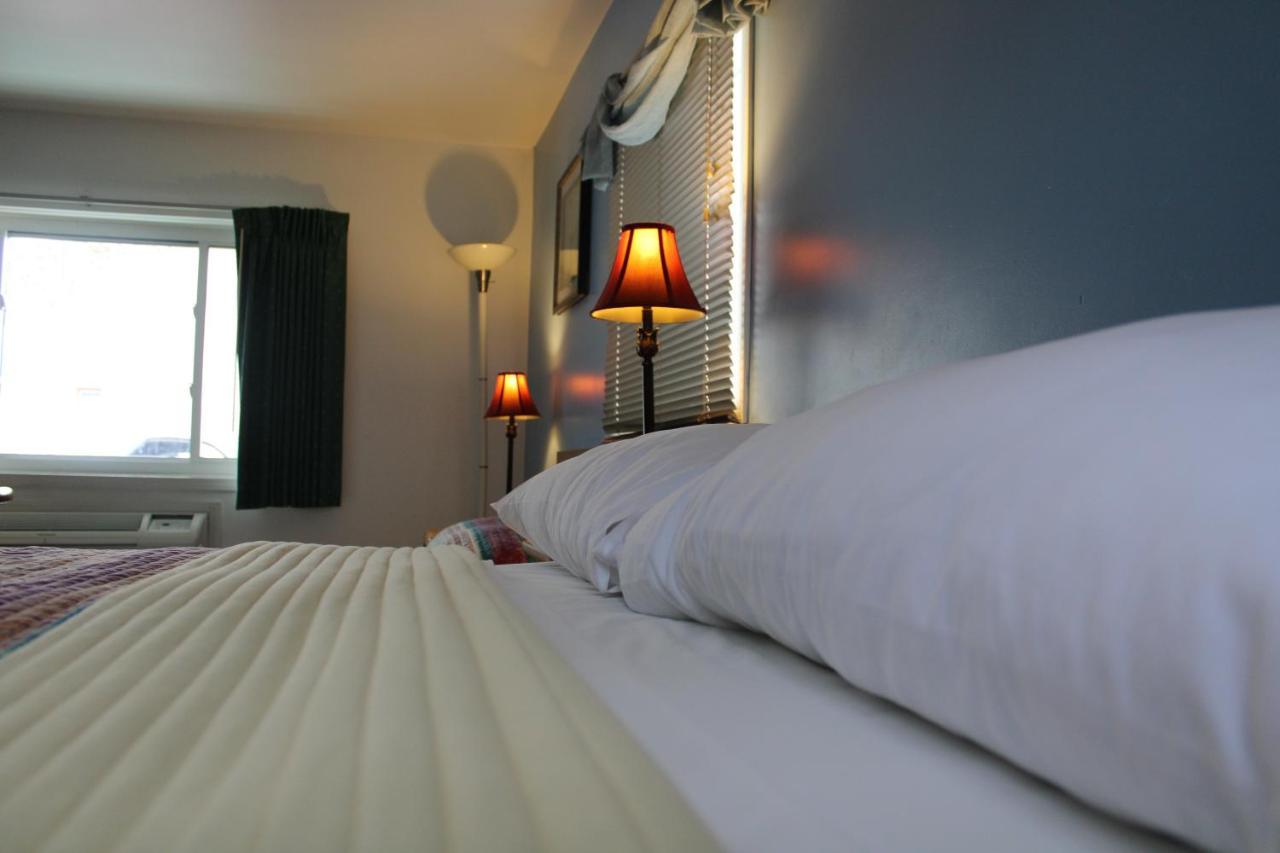 River Road Motel Wisconsin Dells Εξωτερικό φωτογραφία