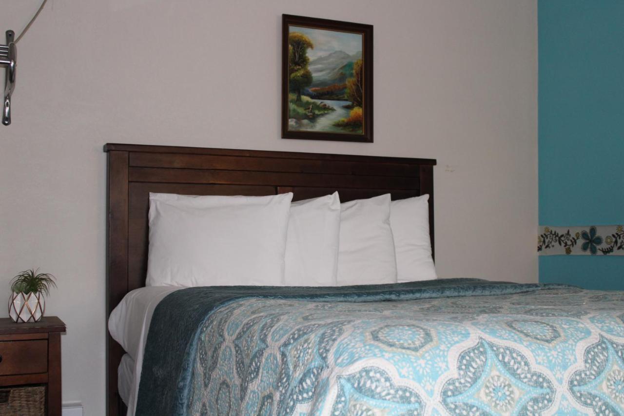 River Road Motel Wisconsin Dells Εξωτερικό φωτογραφία