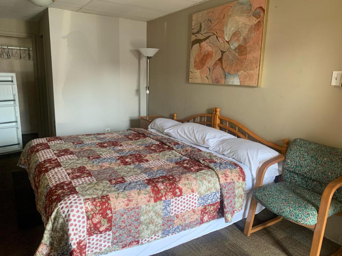 River Road Motel Wisconsin Dells Εξωτερικό φωτογραφία